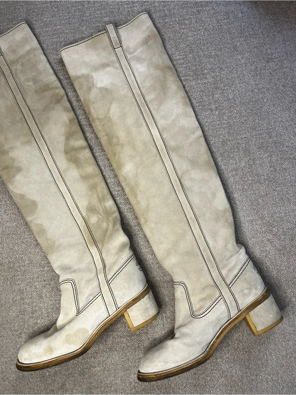 Vintage CHANEL Knee High Suede Boots Light Beige EU 38 Fold-over Gold Interior